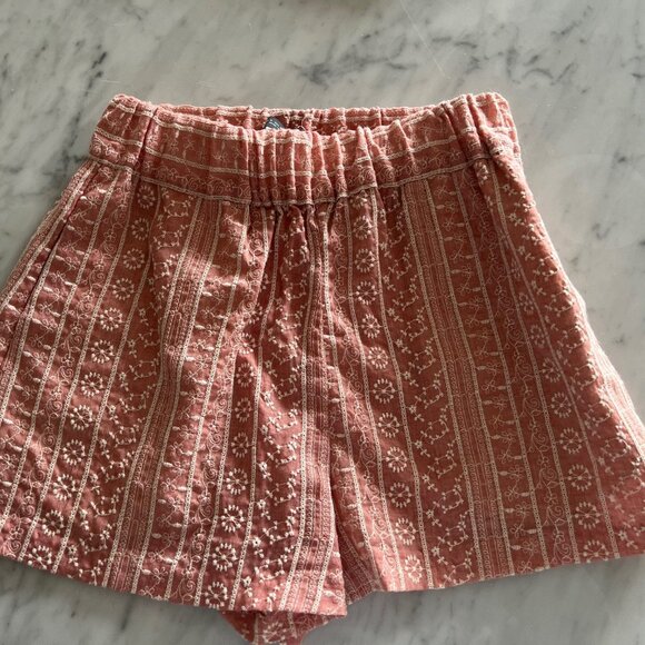 Zara Pink Embroidered Shorts - Size Small - Picture 4 of 5
